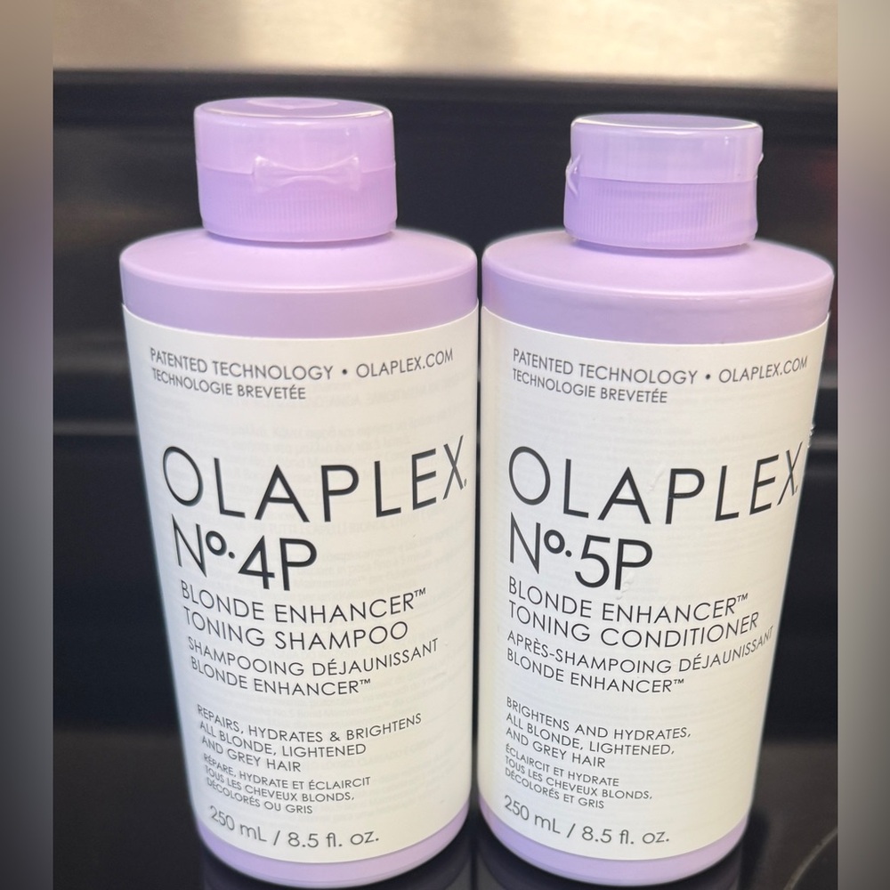 OLAPLEX No.4P and No.5P Blonde Enhancer Duo in Lavender